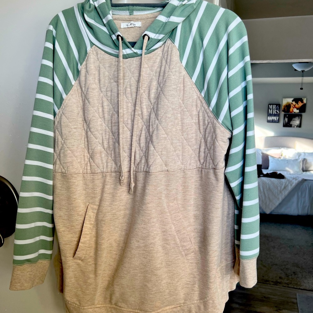 Maurices sweatshirt - size XL